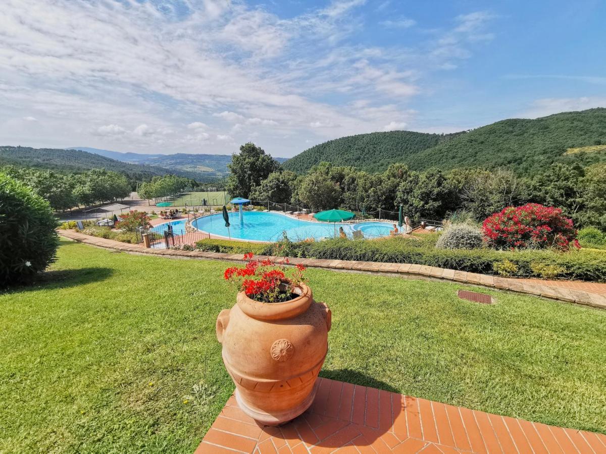 Resort Le Tegole Riparbella Exterior photo